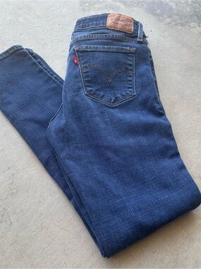 Levi's Women’s Dark Blue Slim Jeans 711 Size 28